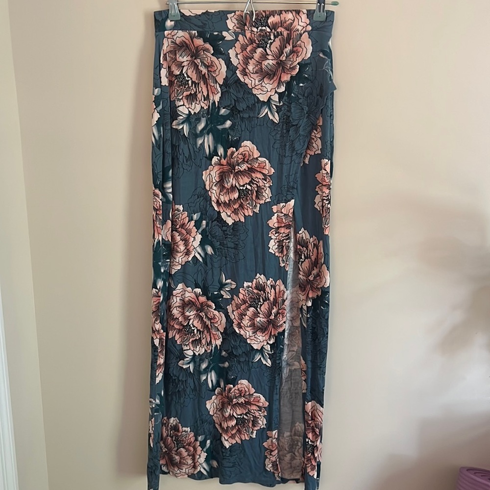 Charlotte Russe Floral Maxi Skirt with Side Slit